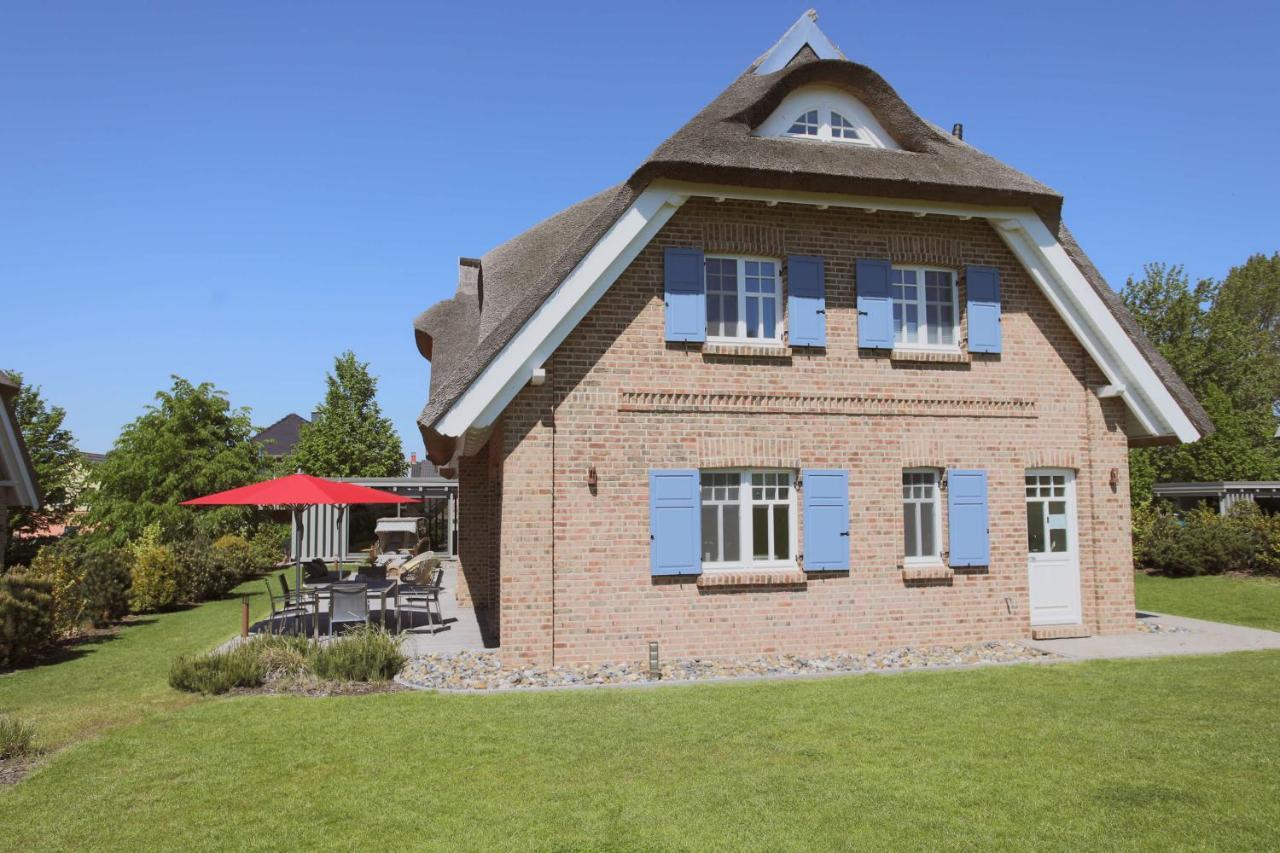Strandhaus Buskam Im Moenchgut Auf Ruegen Lobbe Exterior foto